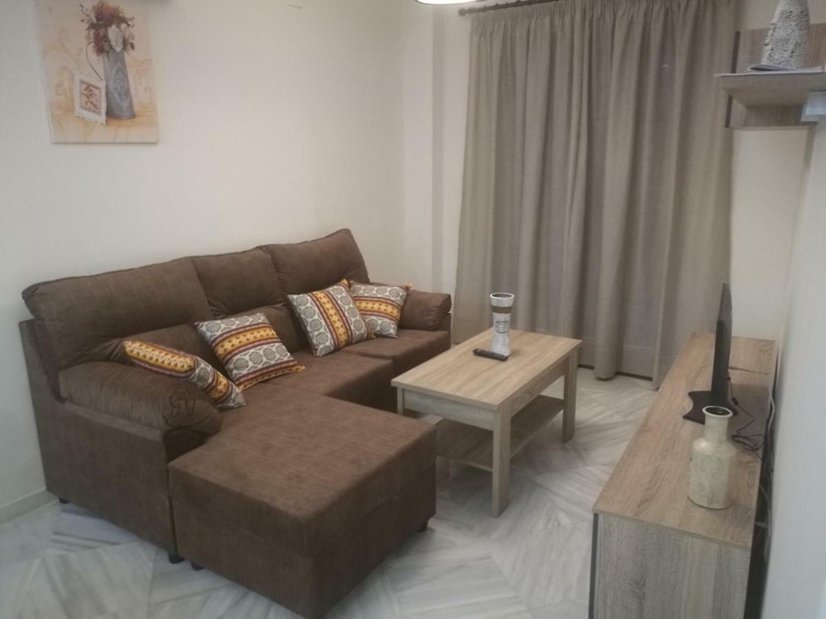 Apartamentos Edificio Vicente Малага Екстериор снимка