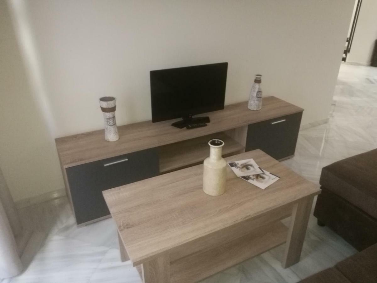 Apartamentos Edificio Vicente Малага Екстериор снимка
