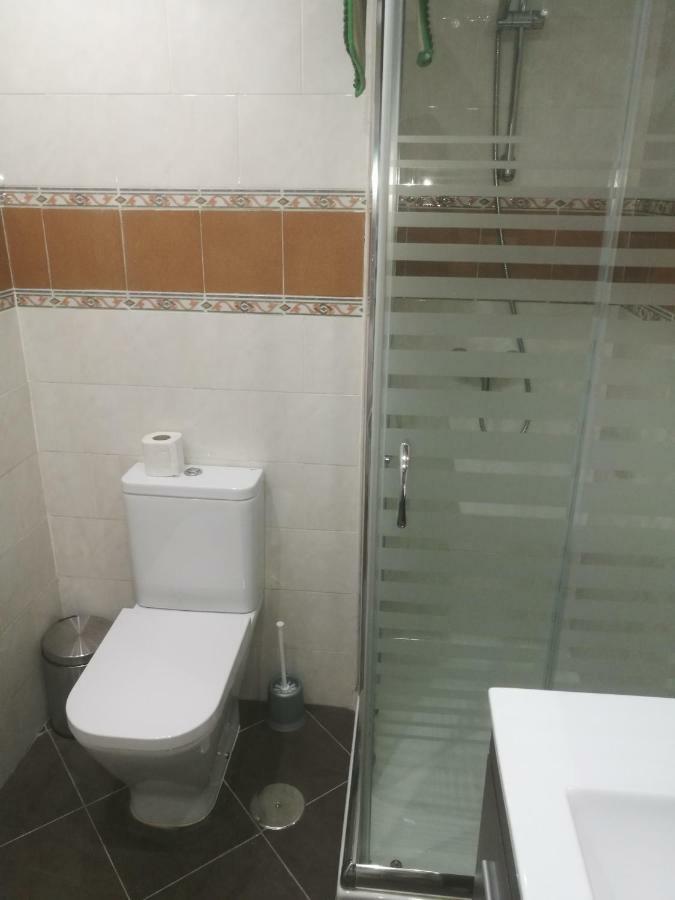 Apartamentos Edificio Vicente Малага Екстериор снимка