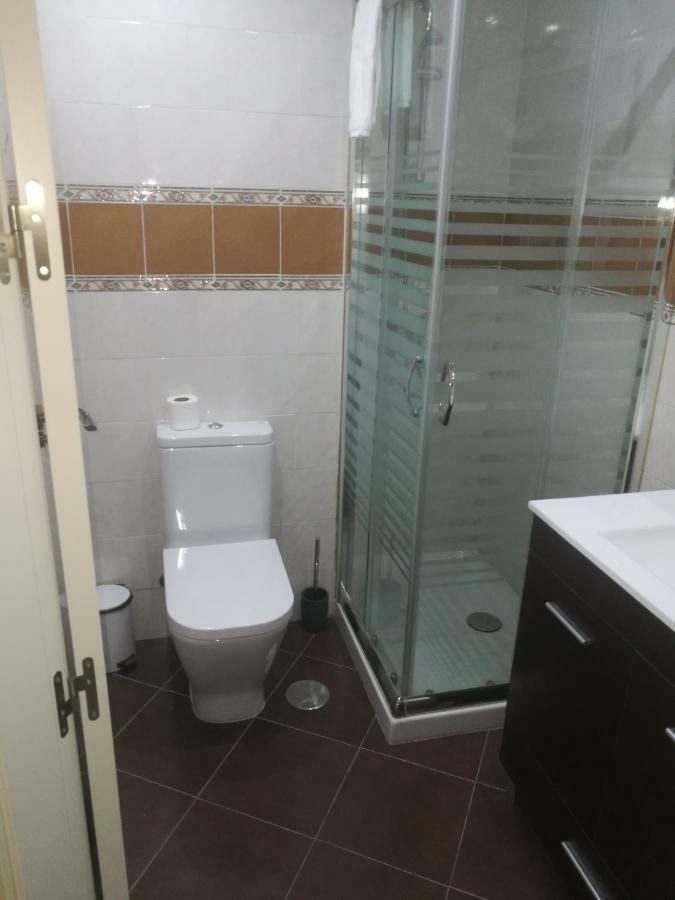Apartamentos Edificio Vicente Малага Екстериор снимка
