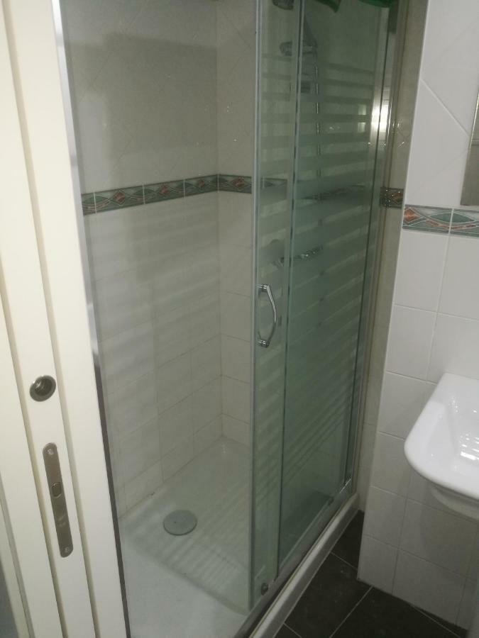 Apartamentos Edificio Vicente Малага Екстериор снимка